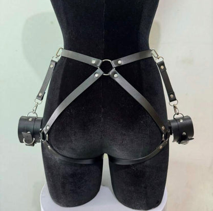 Harness With Handcuffs (Ajustable)